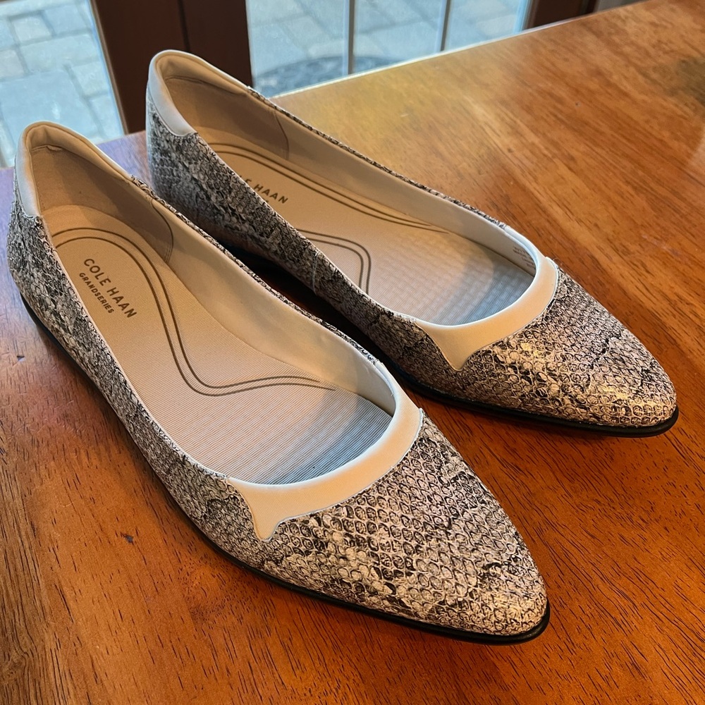 NWOT Cole Haan Grandseris loafers